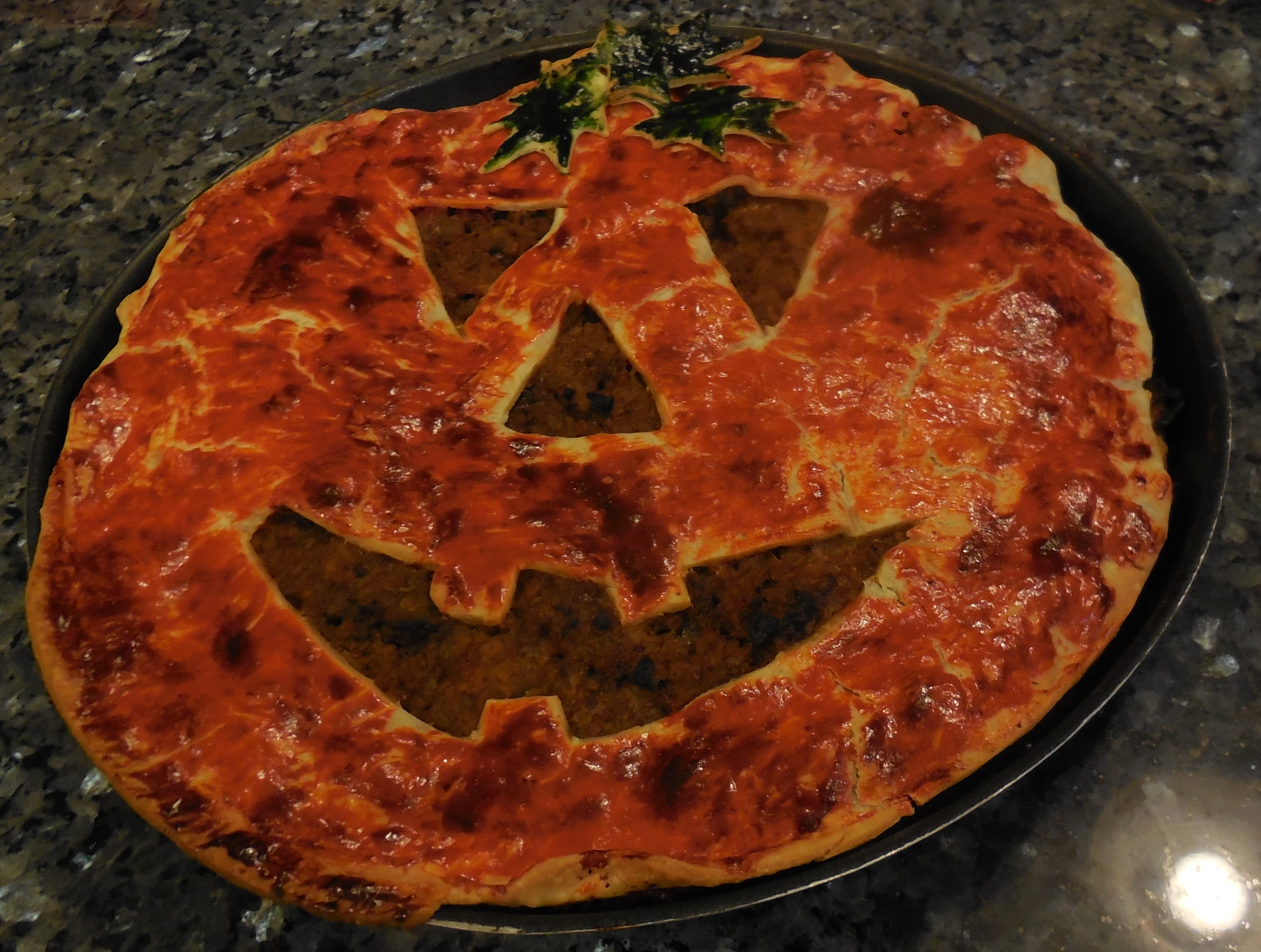 Sloppy Jack-O-Lantern Pie Recipe