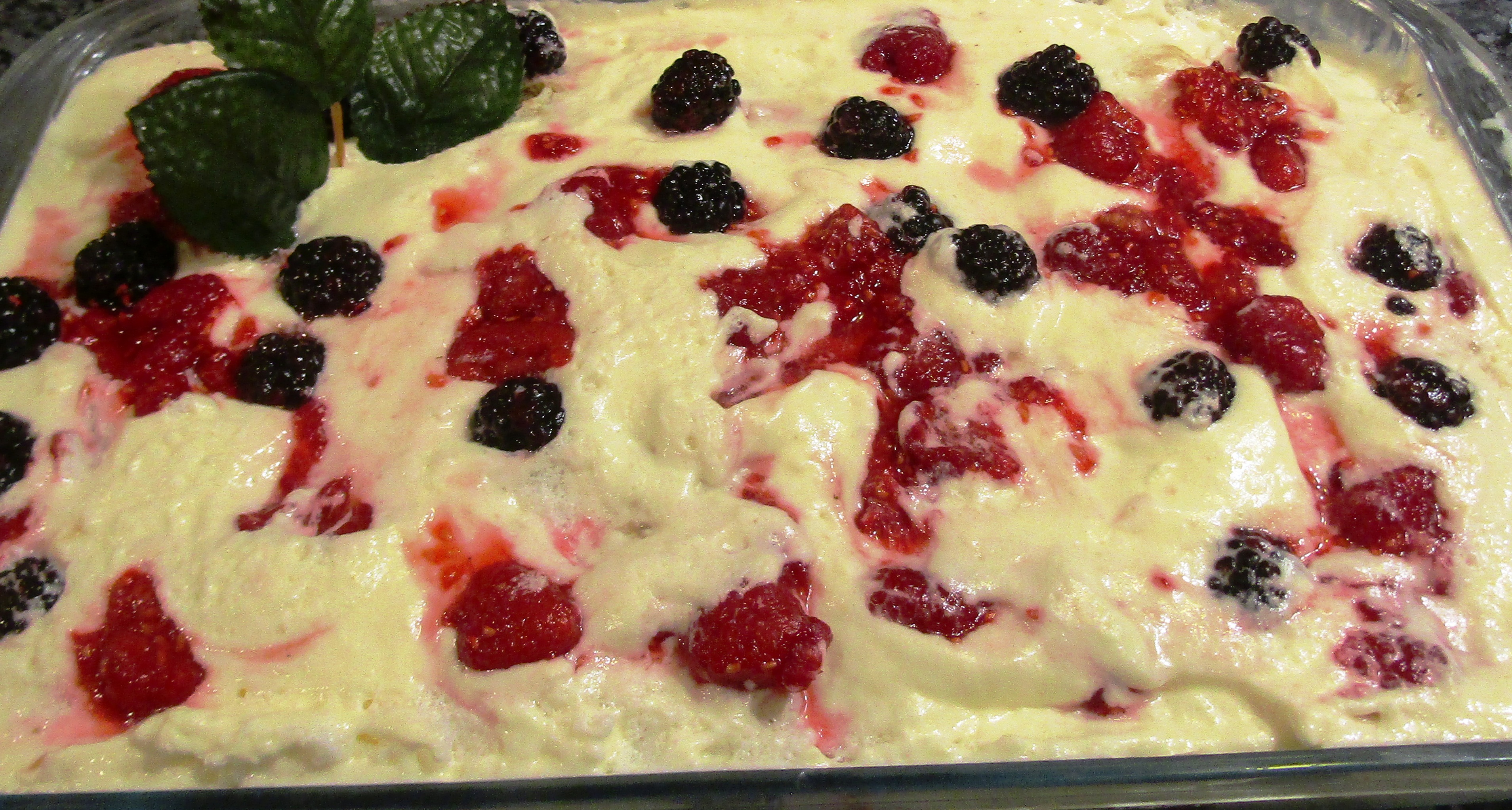 Fresh Berry Tiramisu Recipe